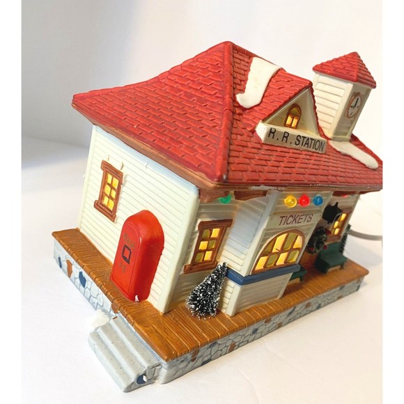 Holiday Living by Lowes Porcelain Lighted Railroad Station EUC, Christmas - Picture 15 of 16